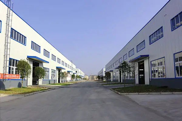 Porcellana QINGDAO SHENGHUALONG RUBBER MACHINERY CO.,LTD Profilo Aziendale